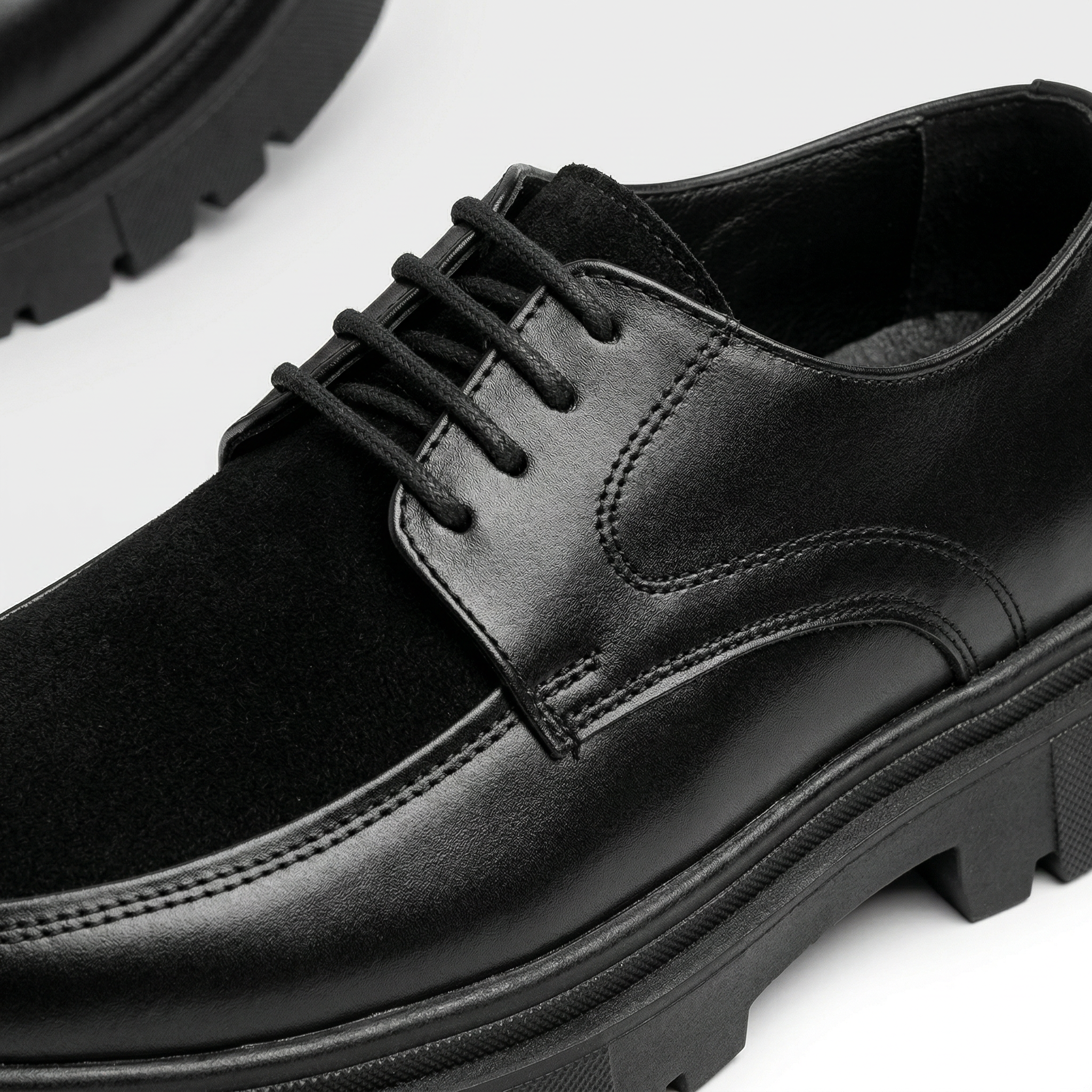 VELLANTE – BLACK SUEDE DERBY